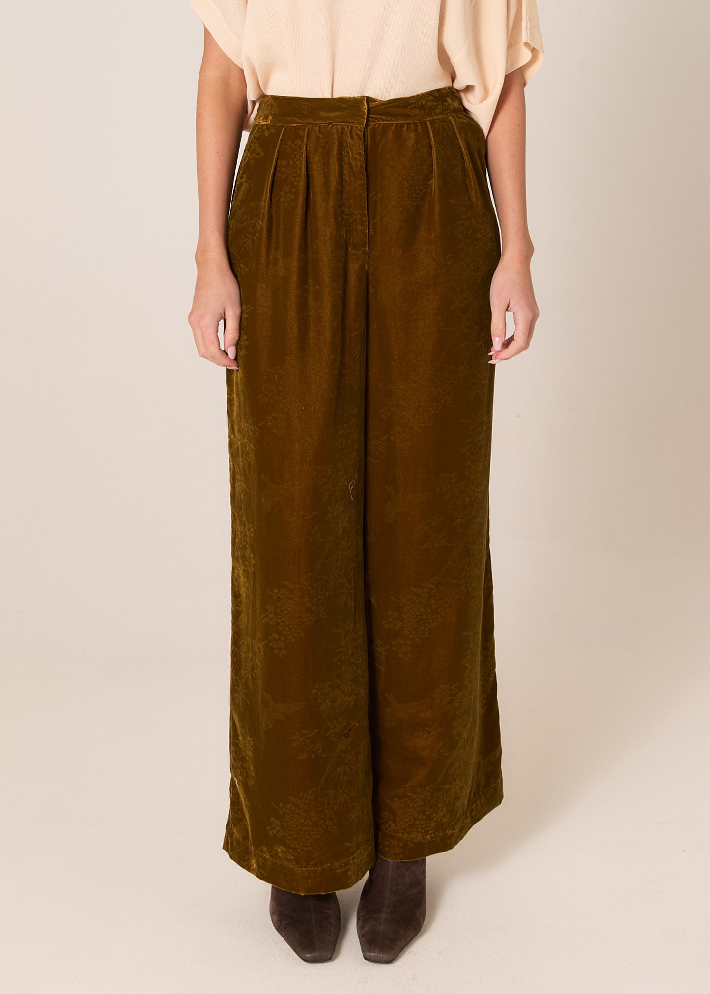 Intricate Pants - Gold