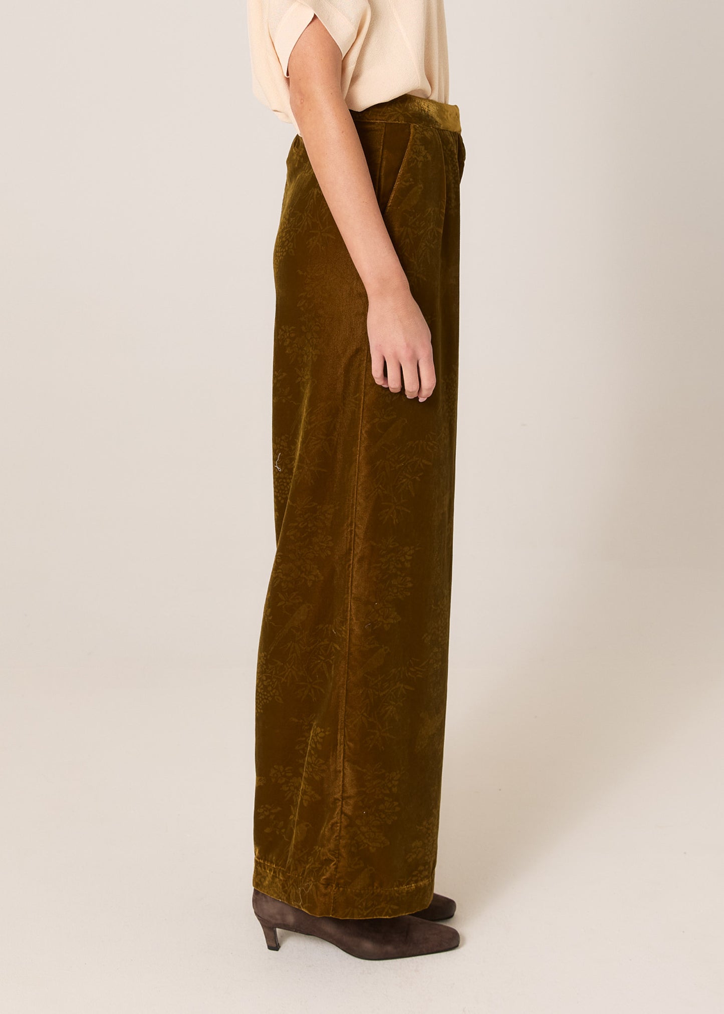 Intricate Pants - Gold