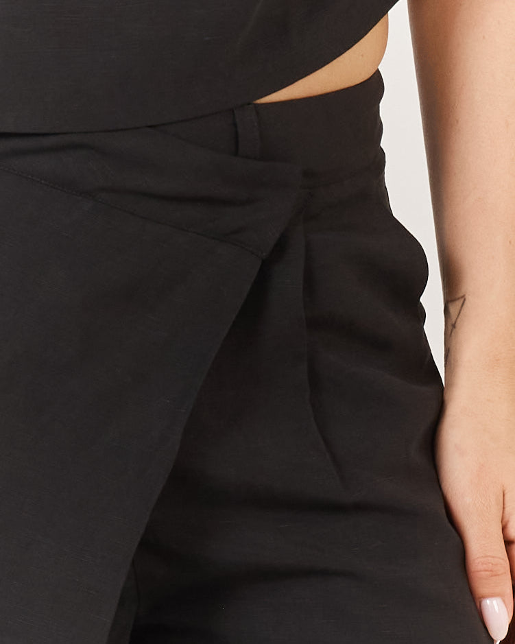 Sandara Pant - Black