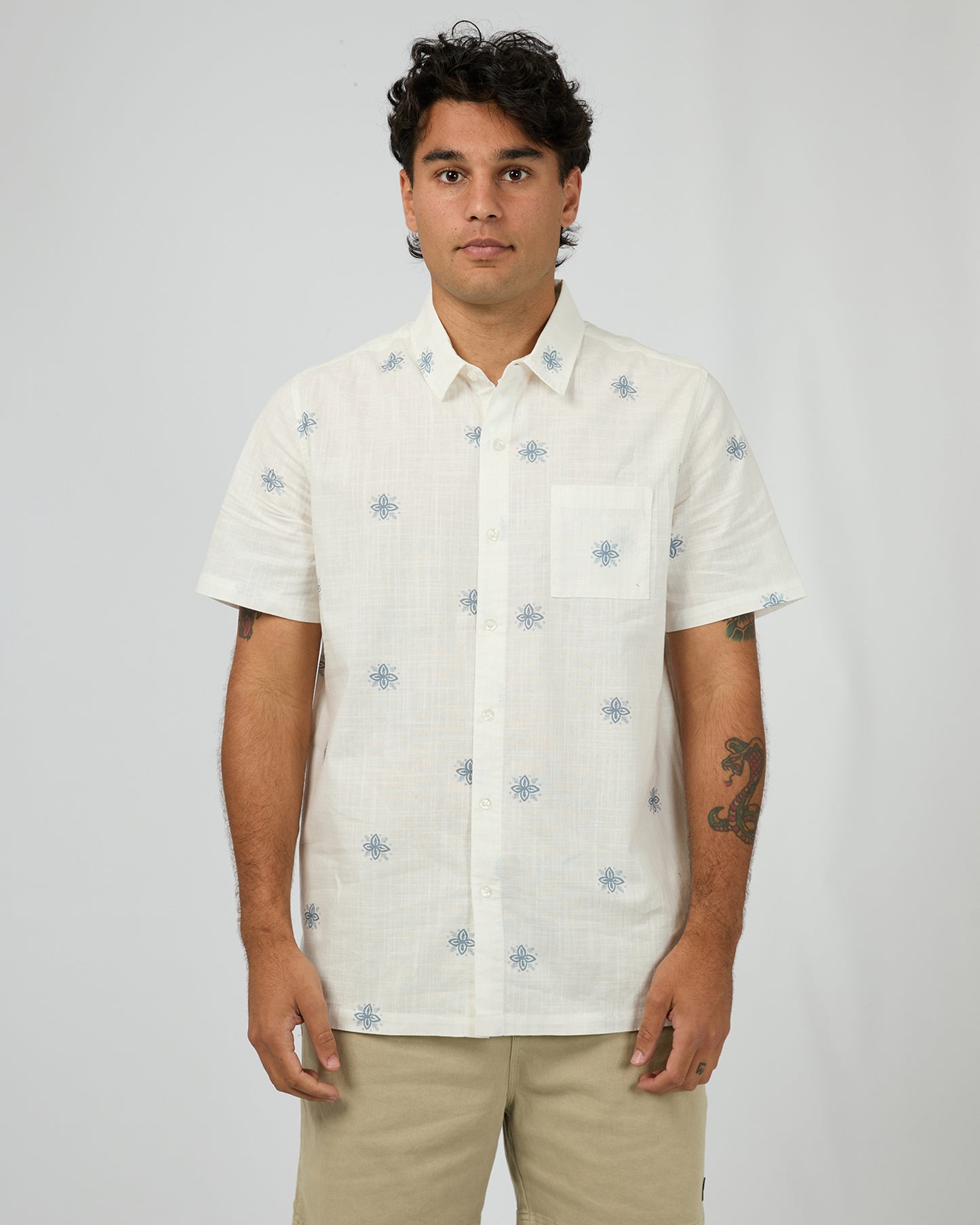 Medusa SS Shirt - Vintage White