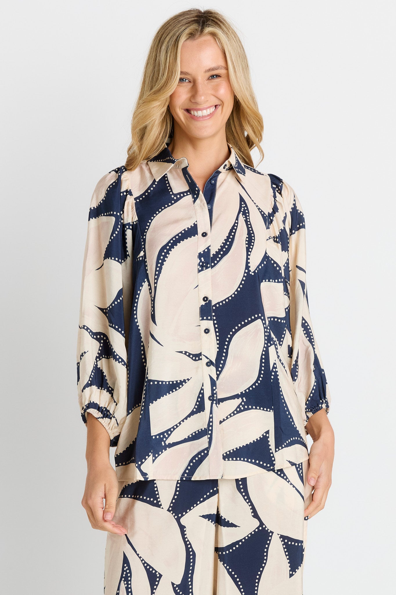 Nova Shirt - Navy Floral