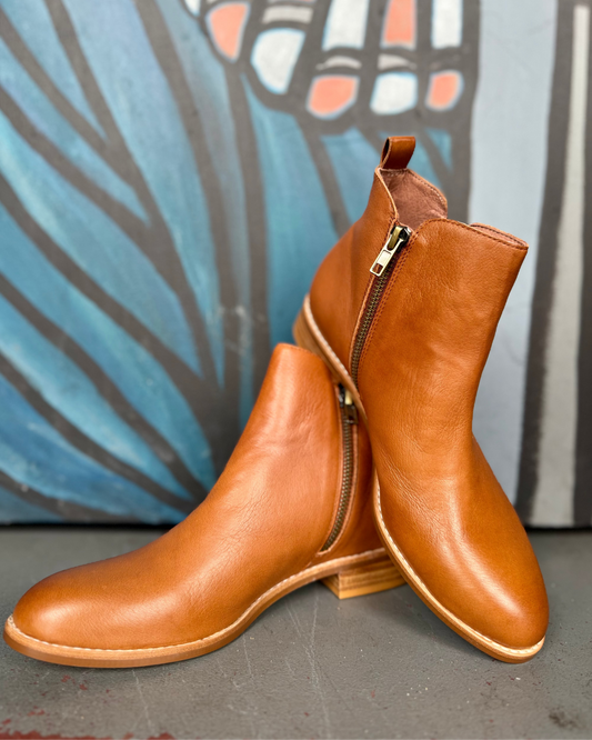 Nakta Leather Ankle Boots - Drambuie