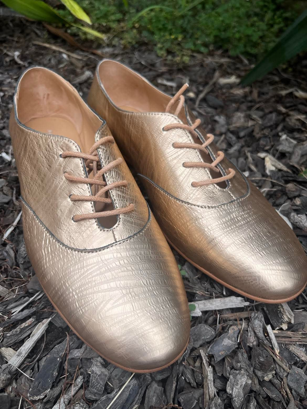Inisas Shoes - Champange