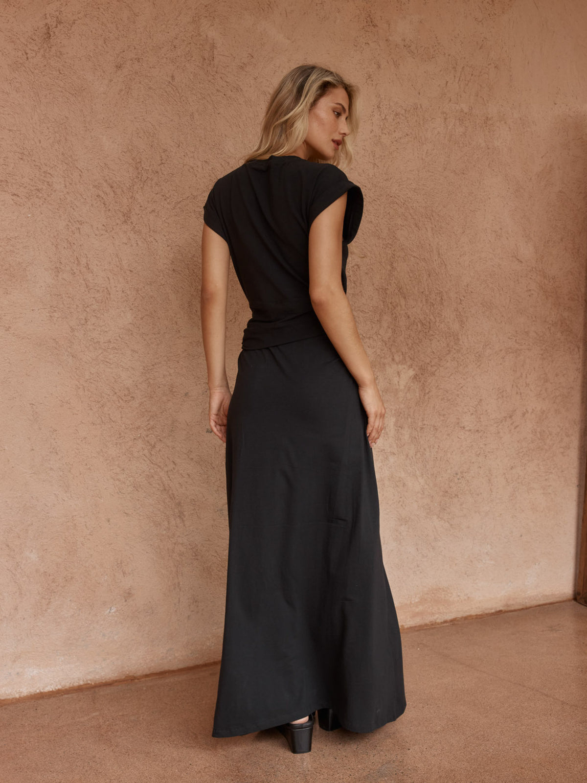 Joni Twist Cap Sleeve Dress - Black