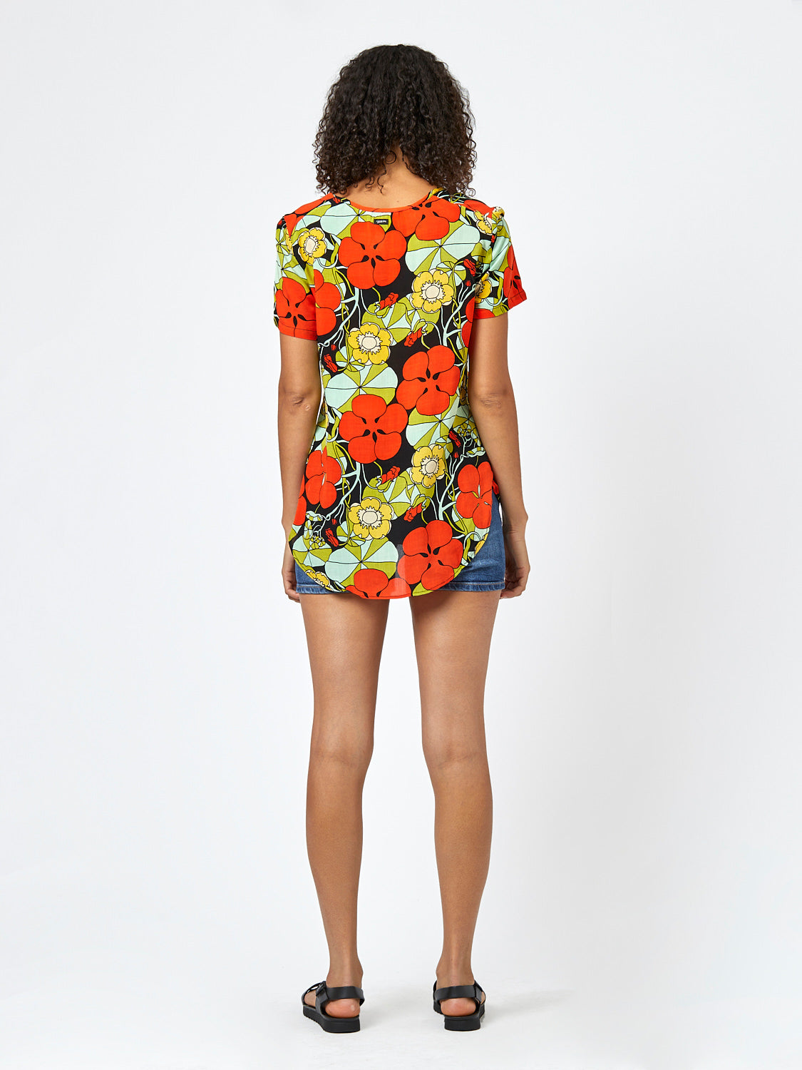 Totem Amazon Black Top