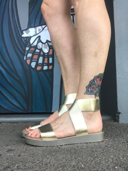Figitty Shoe - Pale Gold