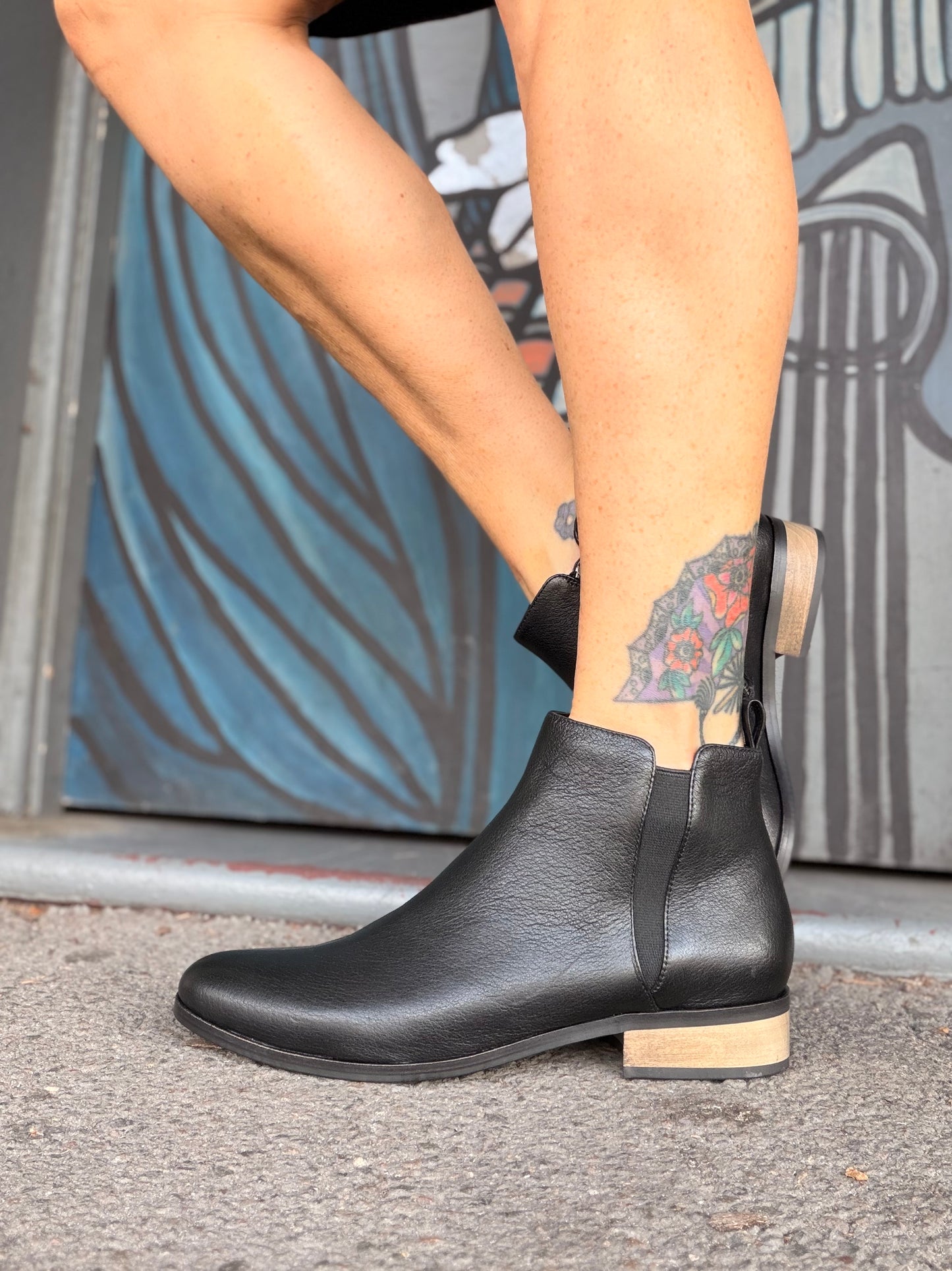 Inflict Boots - Black