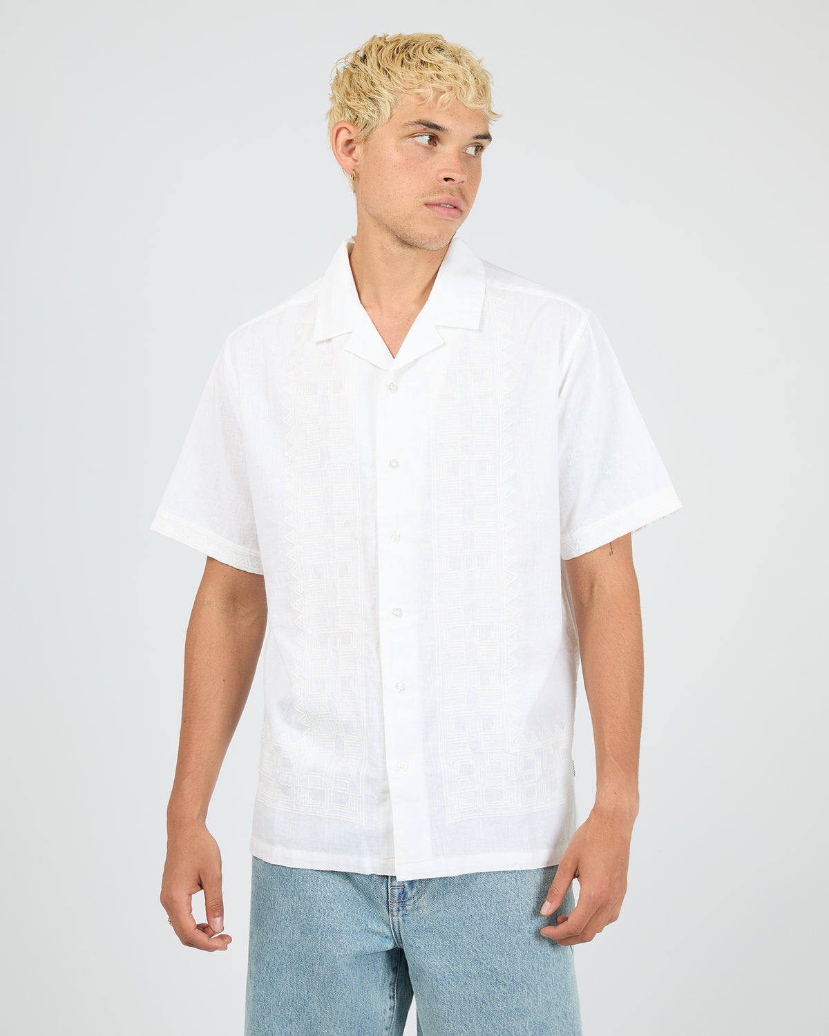 Shores SS Shirt - White