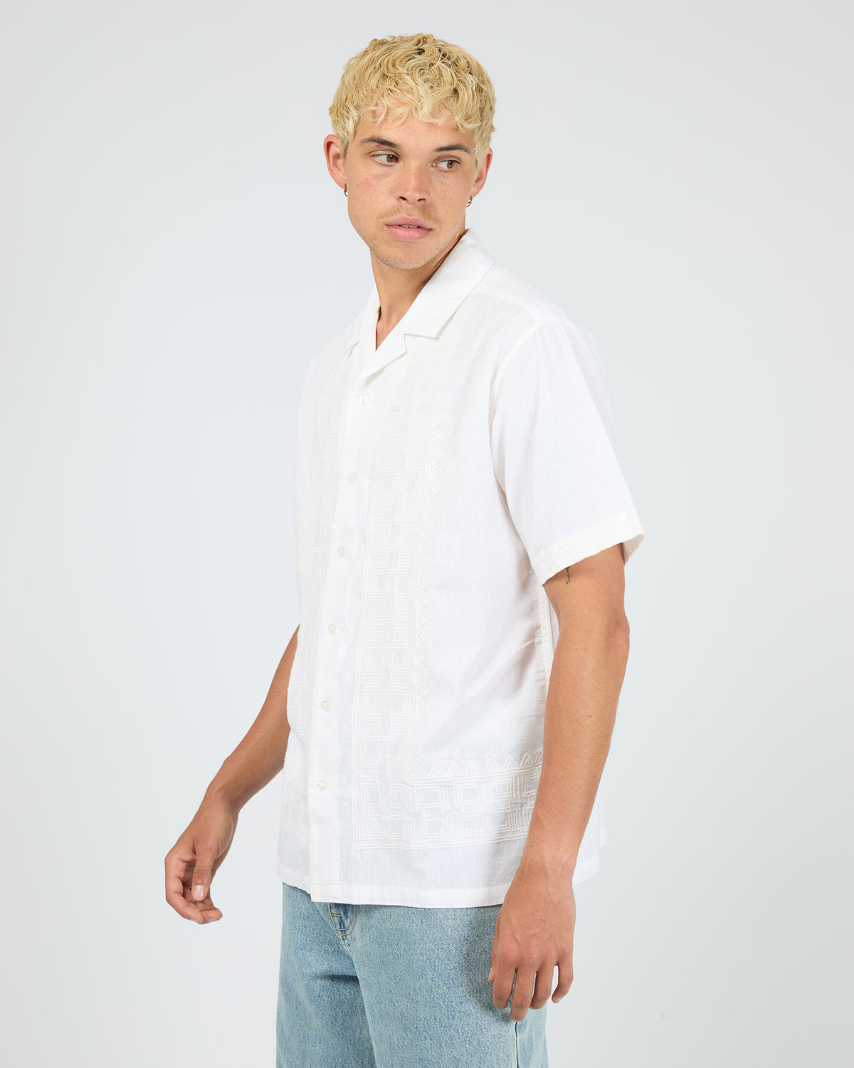 Shores SS Shirt - White