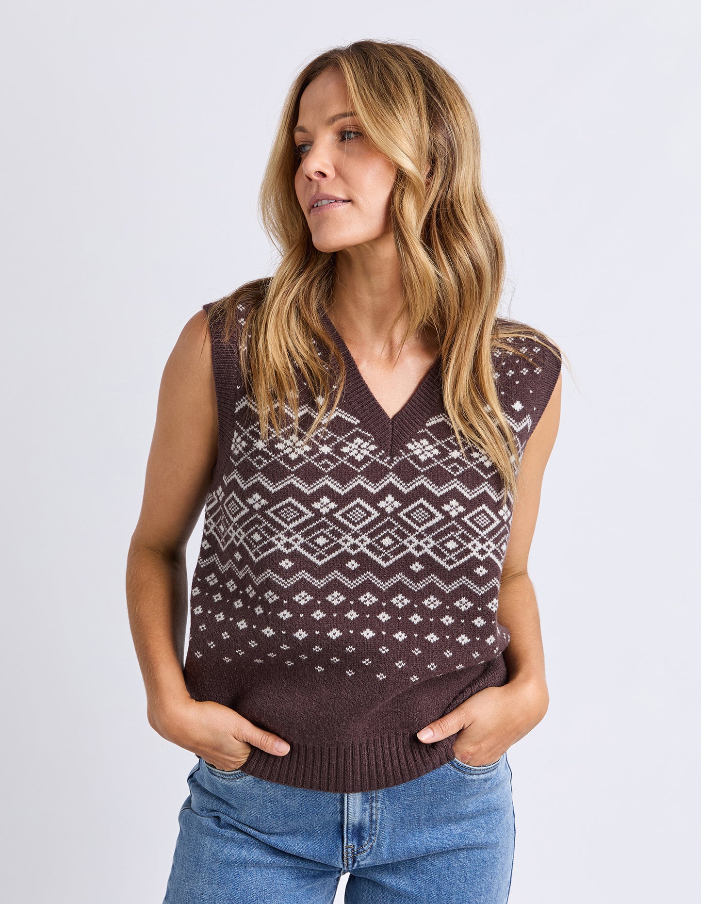 Nordic Vest - Chocolate And White