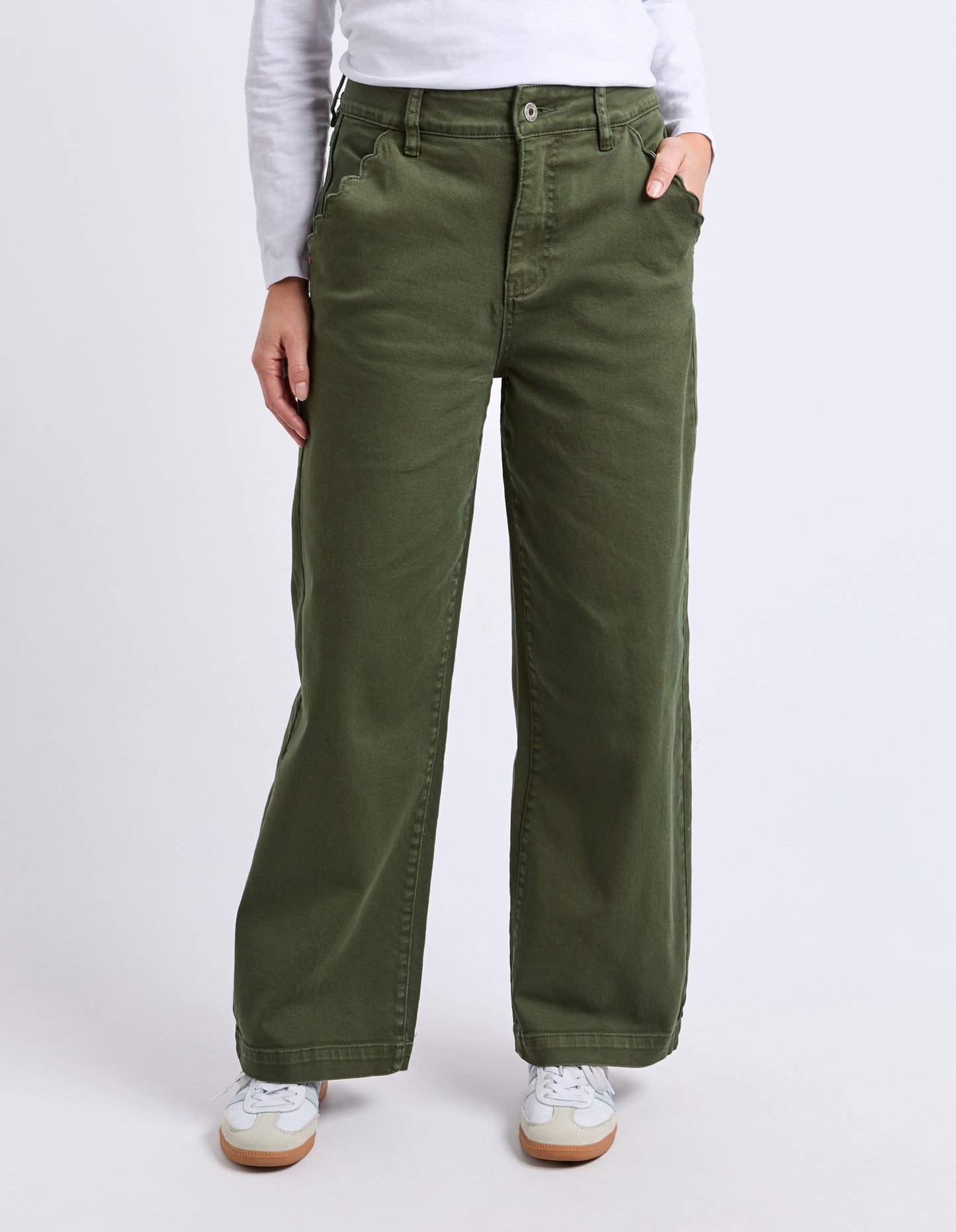 Scallop Edge Jeans - Basil