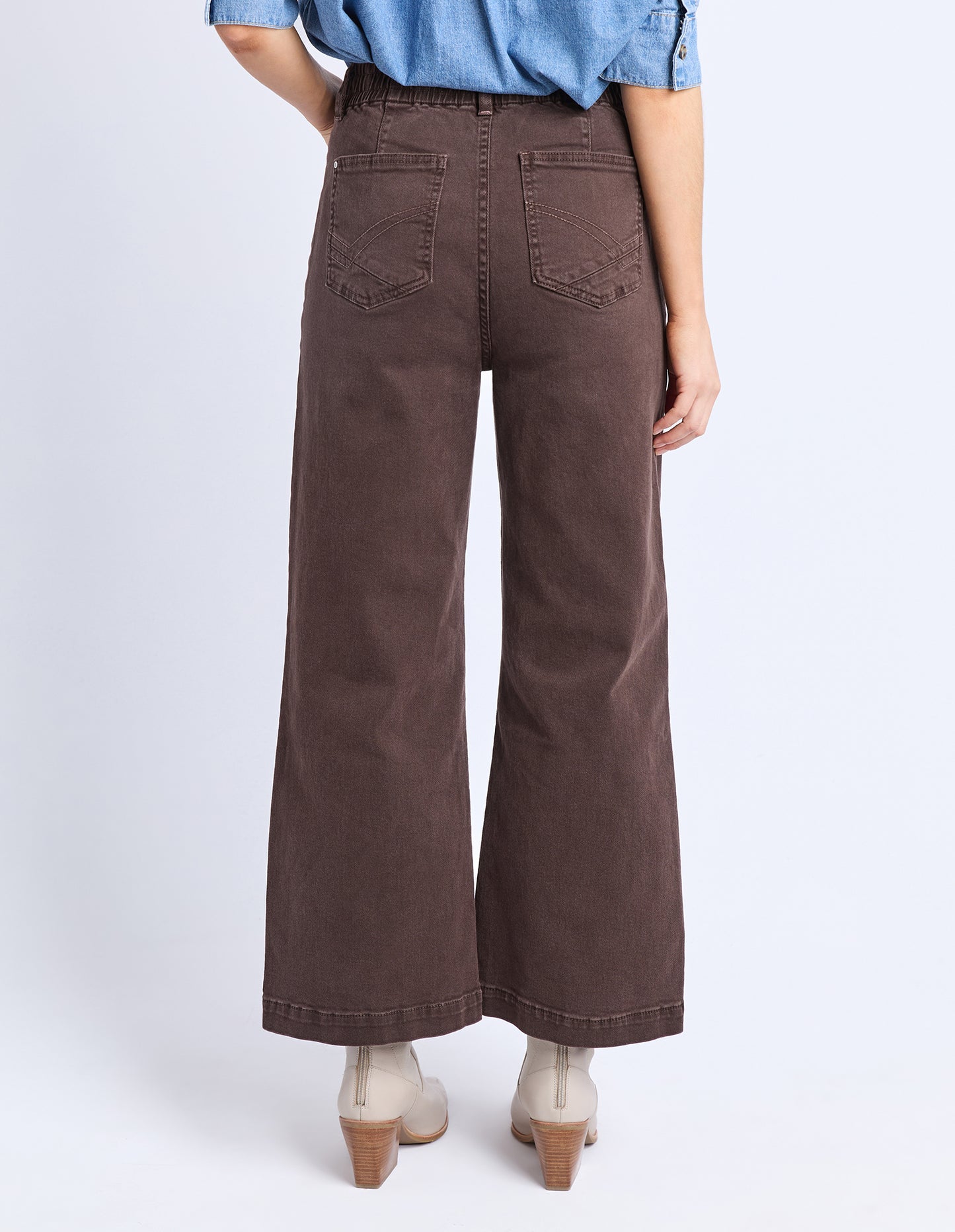 Delphi Front Pocket Jeans - Chocolate