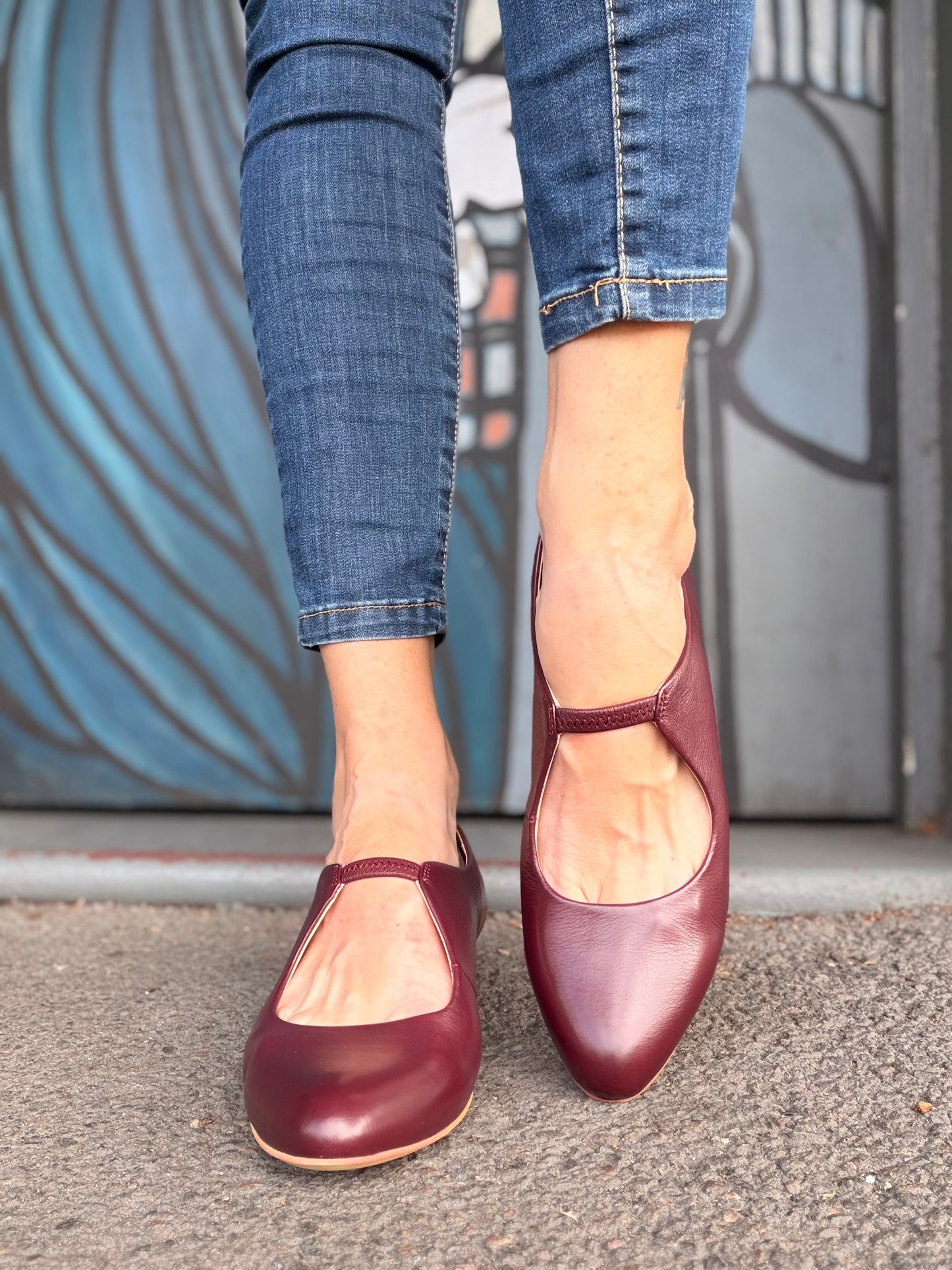 Eser - Burgundy Leather