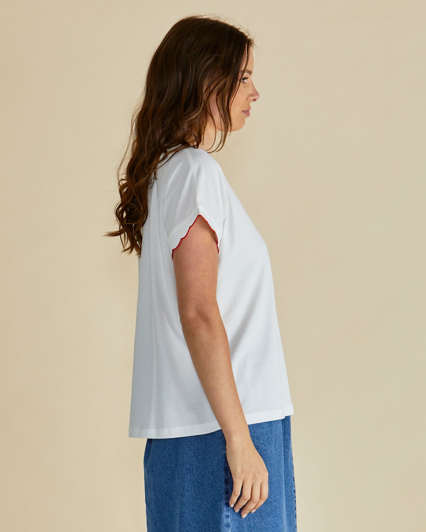 Sloane Scallop Tee - White