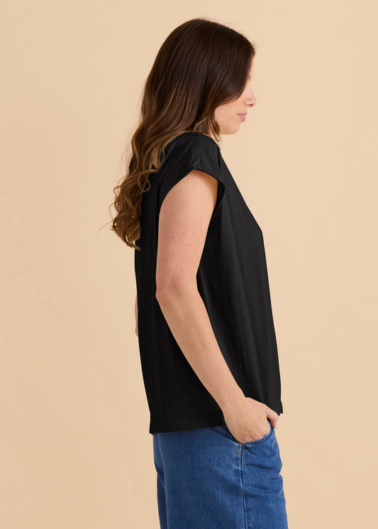 Beth Boatneck Tee - Black