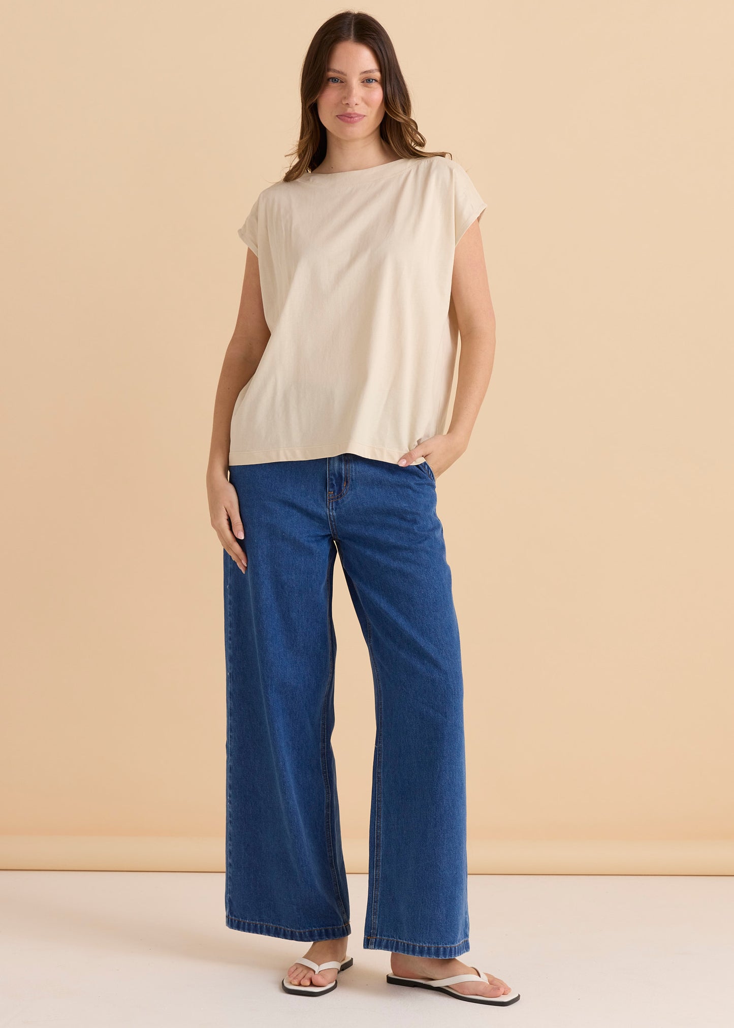 Beth Boatneck Tee - Pebble
