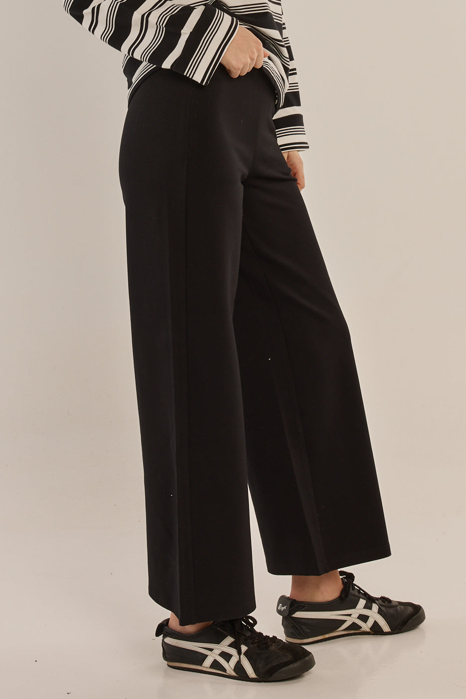 Wynn Wide Leg Ponte Pant - Black