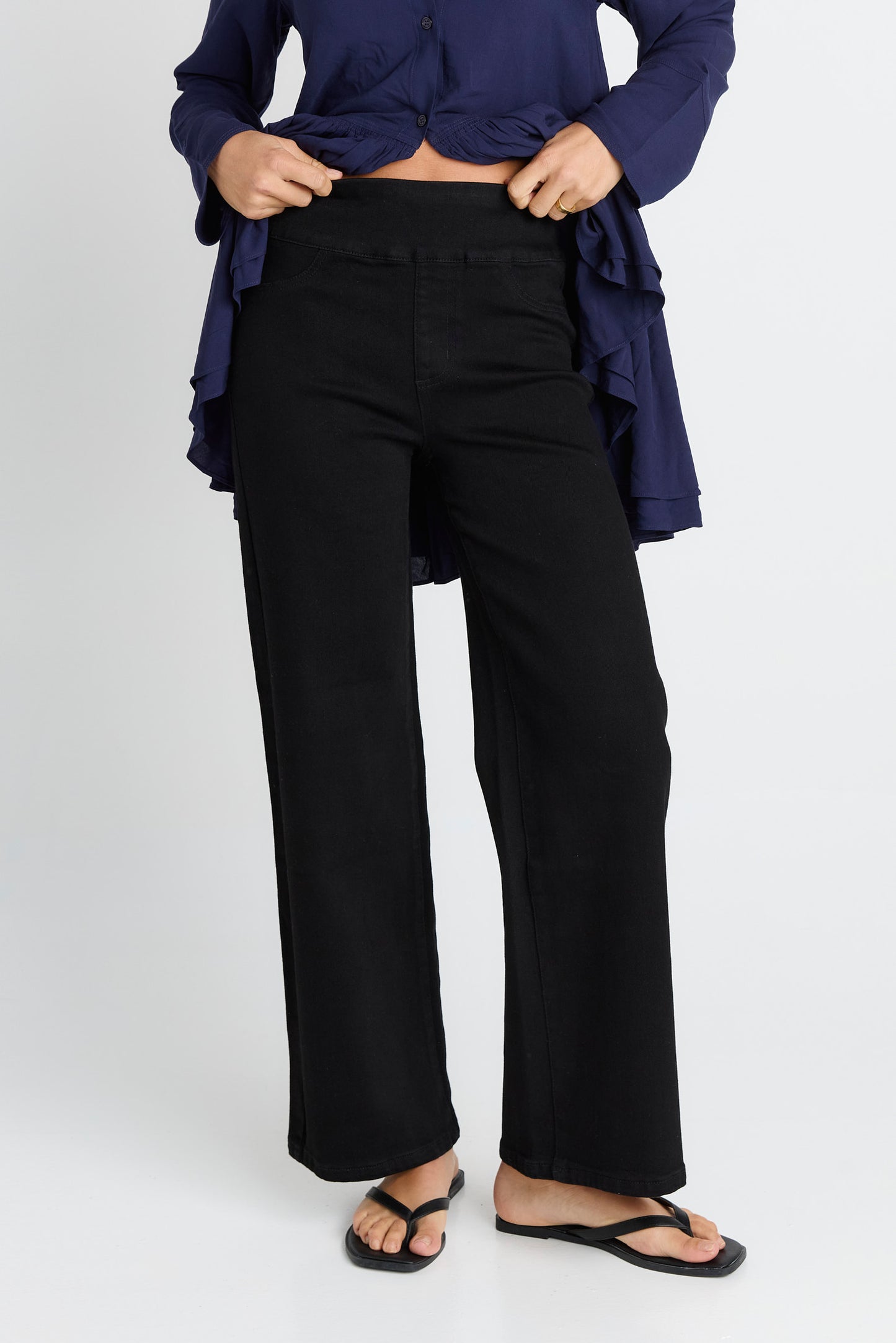 Straight Stretch Jean - Black