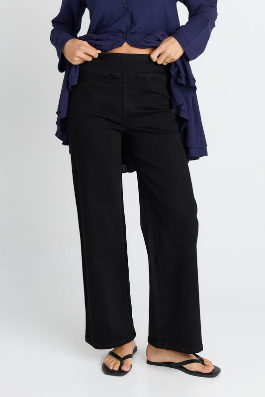 Straight Stretch Jean - Black