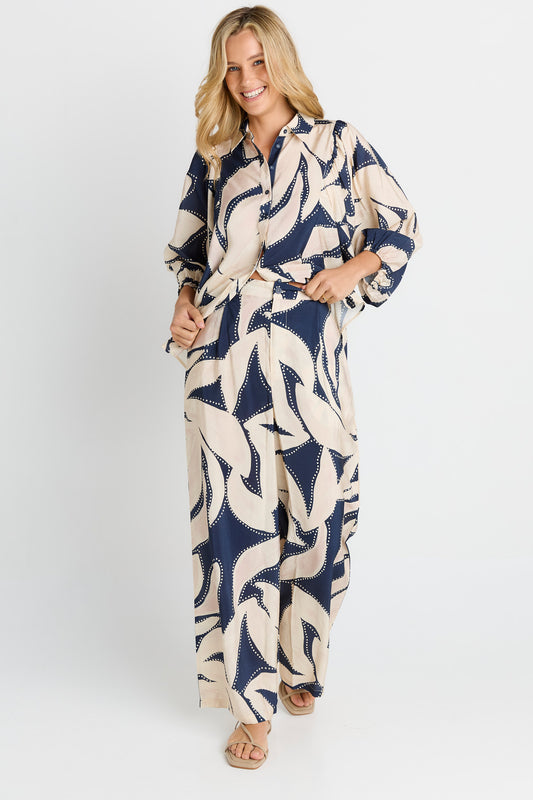 Nova Shirt - Navy Floral