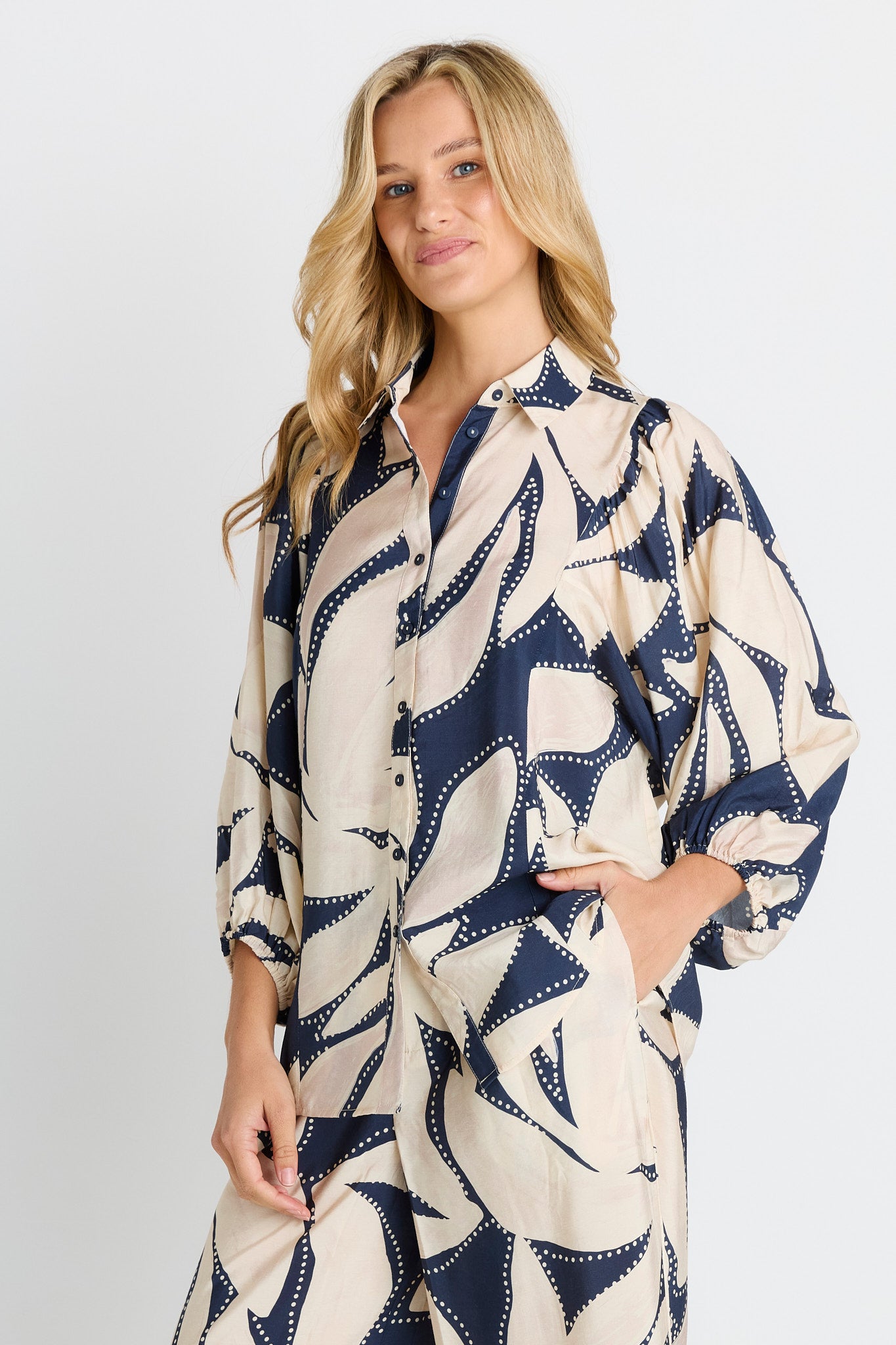 Nova Shirt - Navy Floral