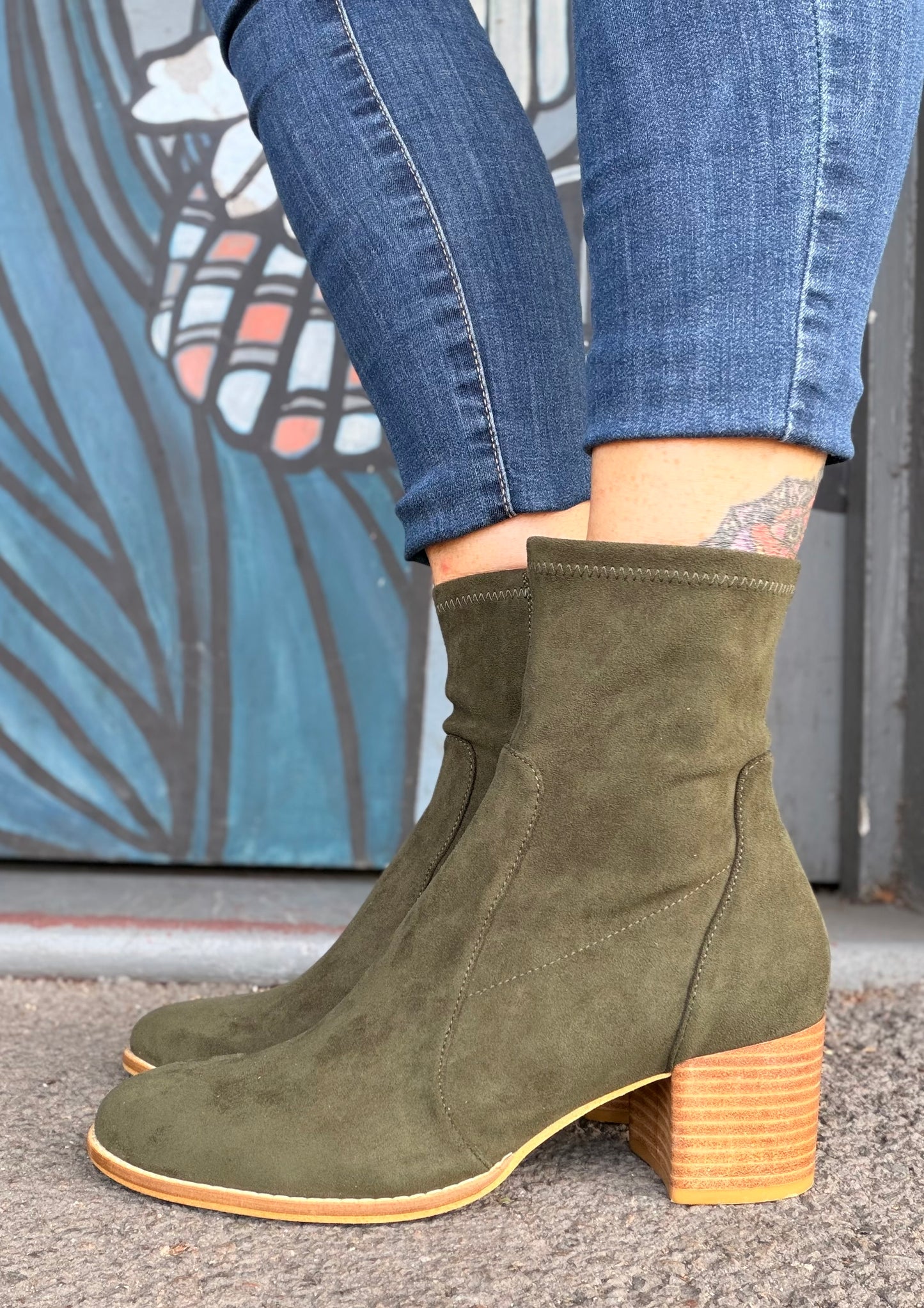 Matveys - Olive Stretch Suede