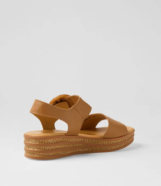 Cubbie - Dark Tan