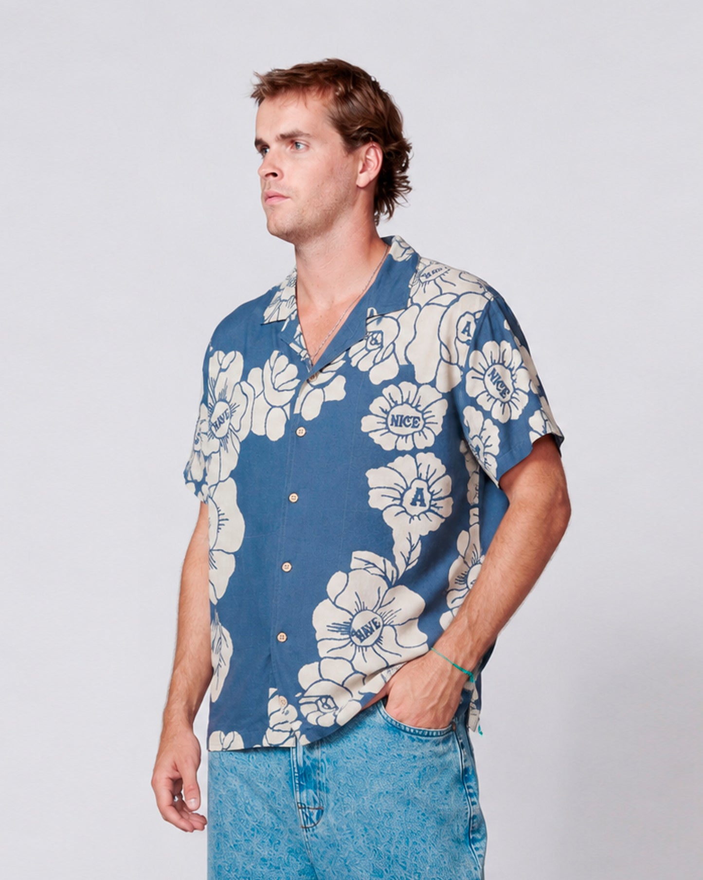 Nice Day Resort SS Shirt - Blue